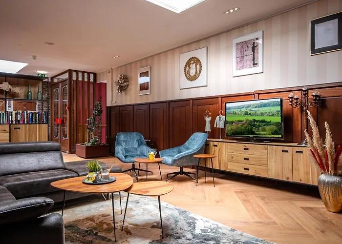 Valckenborgh - Centre & Parking ファルケンブルフ