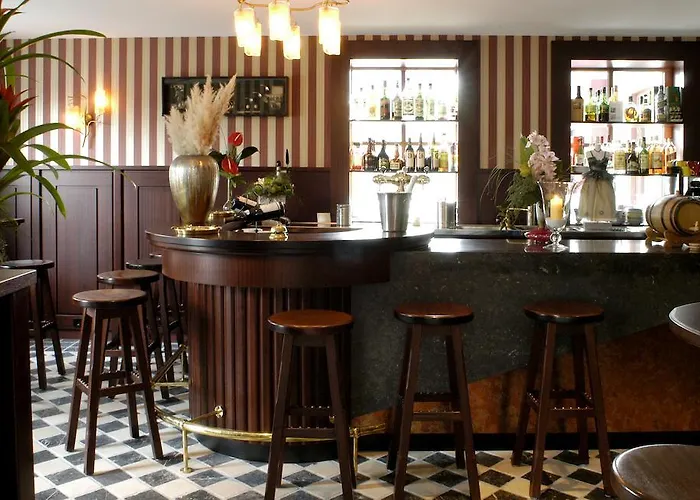 Valckenborgh - Centre & Parking ファルケンブルフ