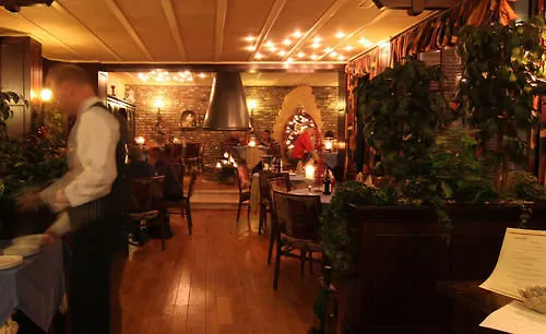 Valckenborgh - Centre & Parking ホテル 3*