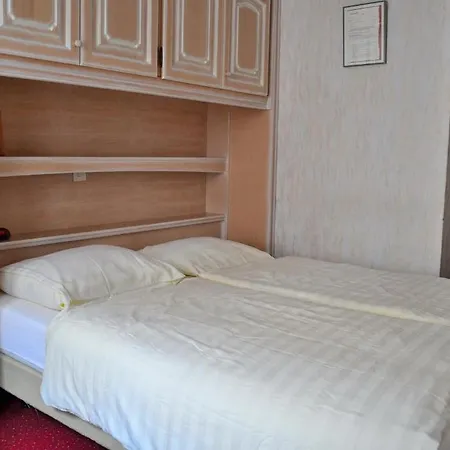 Valckenborgh - Centre & Parking 酒店