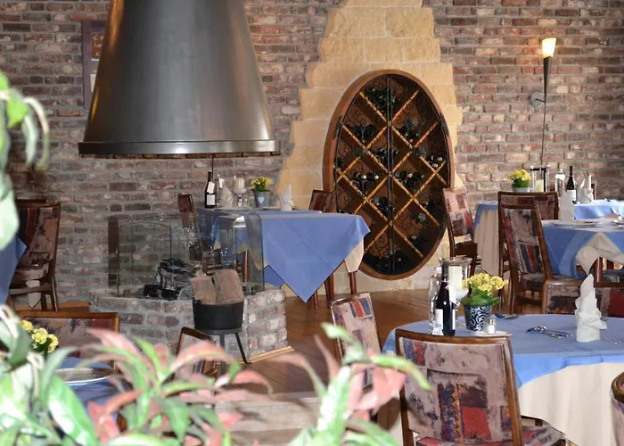 Valckenborgh - Centre & Parking Szálloda